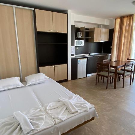 Holiday Apartments Grand Kamelia Sunny Beach Esterno foto