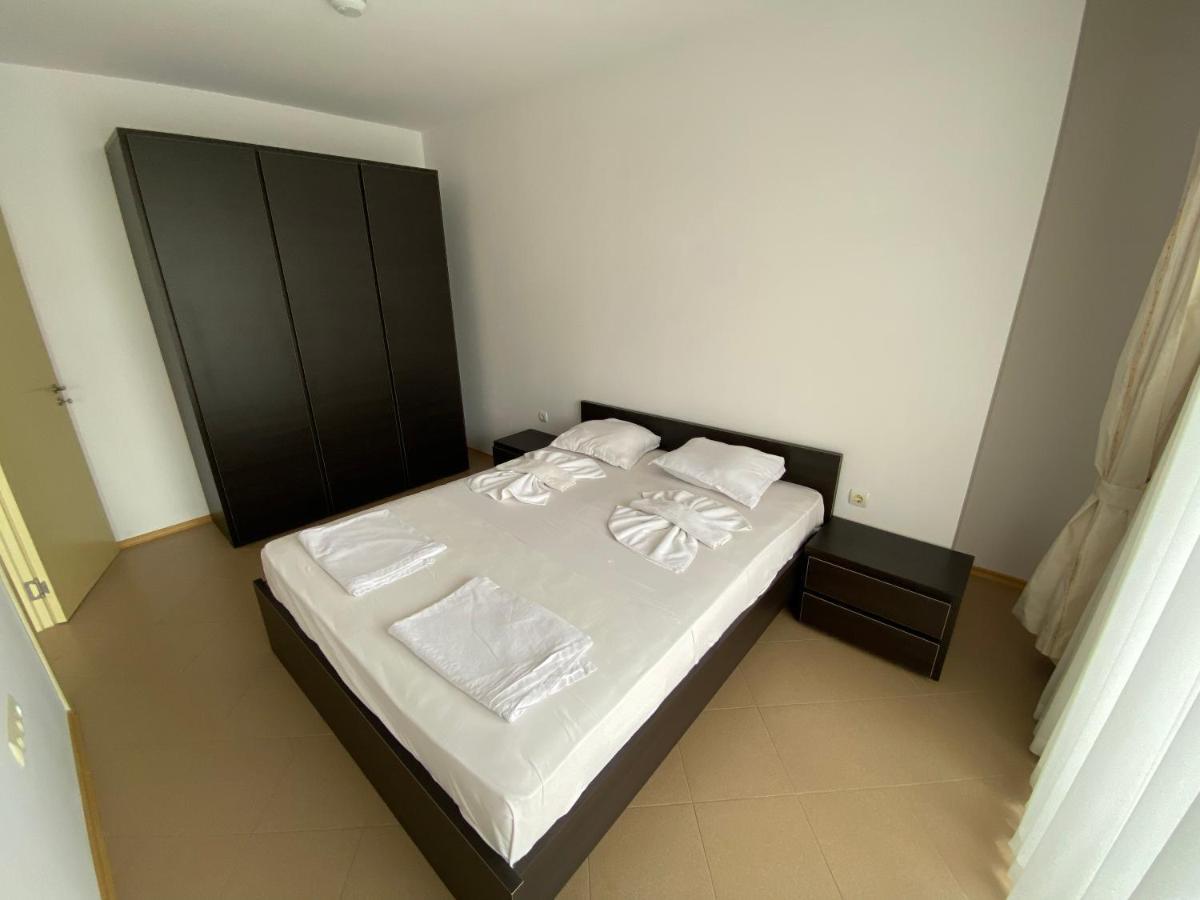 Holiday Apartments Grand Kamelia Sunny Beach Esterno foto