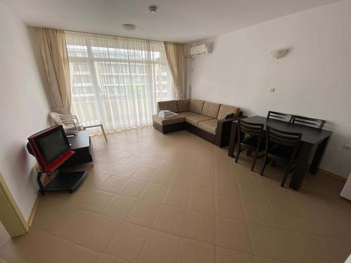 Holiday Apartments Grand Kamelia Sunny Beach Esterno foto