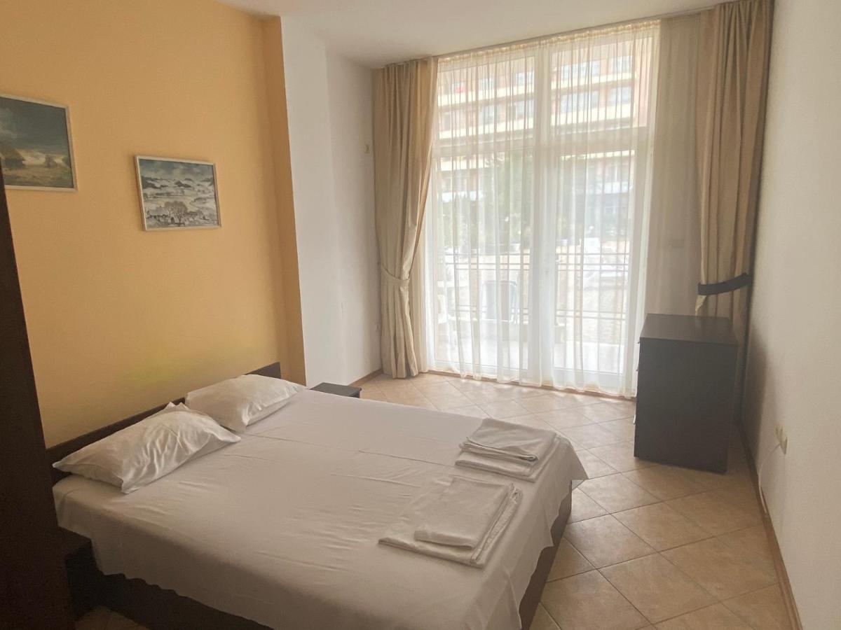 Holiday Apartments Grand Kamelia Sunny Beach Esterno foto