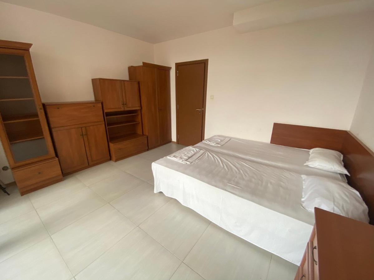 Holiday Apartments Grand Kamelia Sunny Beach Esterno foto